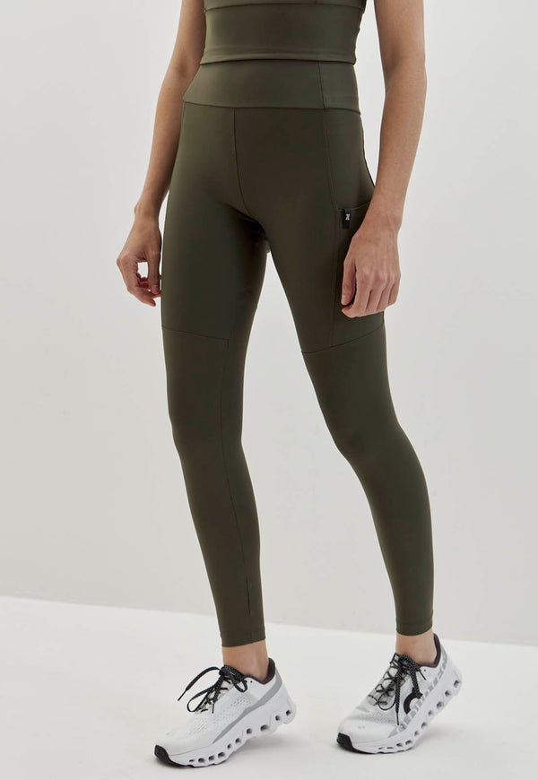 Legging lisa verde elite com bolsos laterais Voá