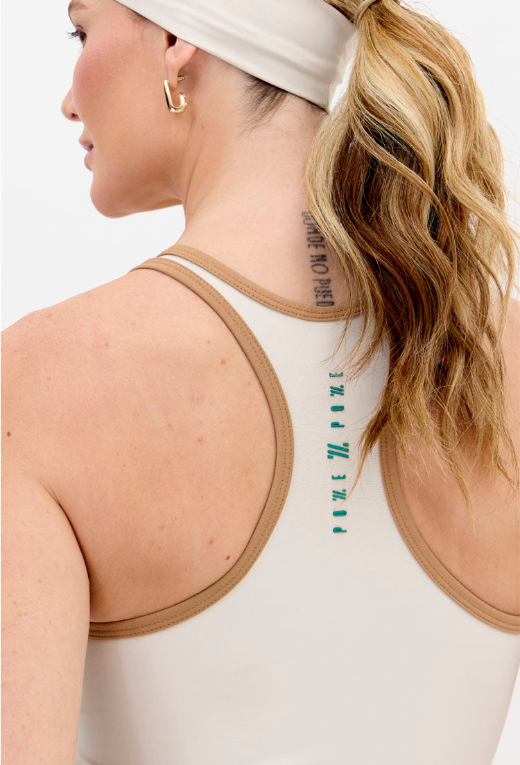 Top longo bicolor luna e amêndoa com bojo removível Lance