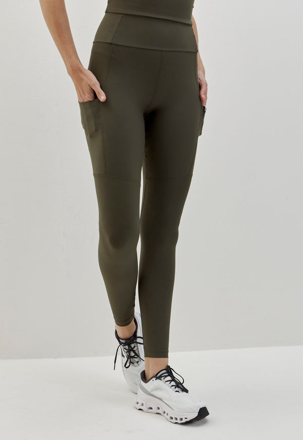 Legging lisa verde elite com bolsos laterais Voá