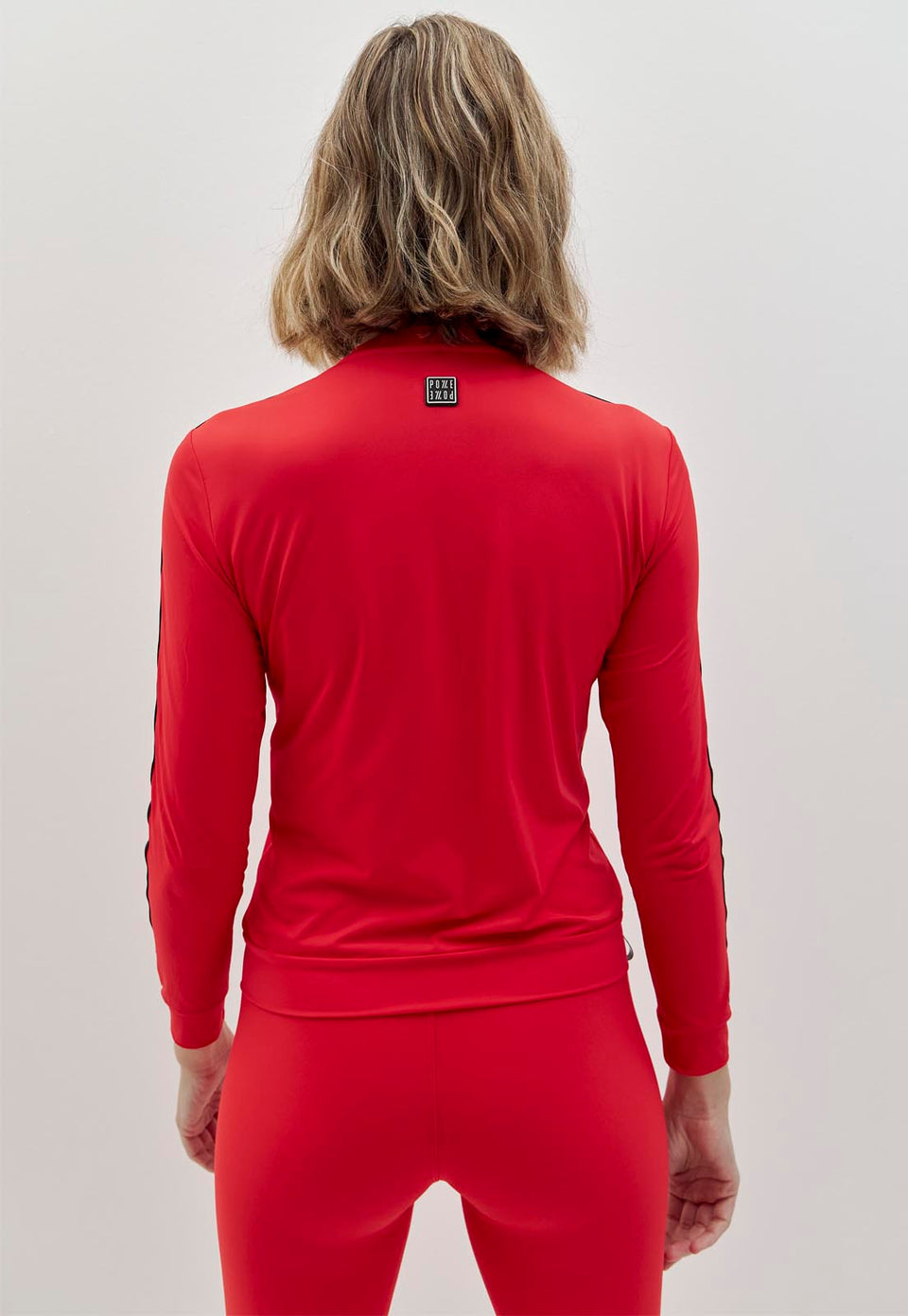 Jaqueta slim de malha vermelho carmim com elástico personalizado Voá