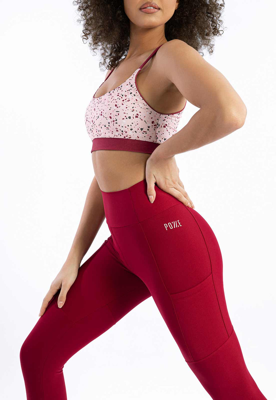 Legging Lisa Valentino com Recortes e Bolsos Essence
