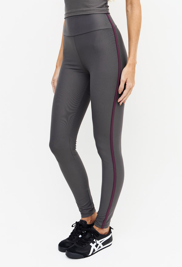 Legging lisa chumbo com viés lateral Instinto
