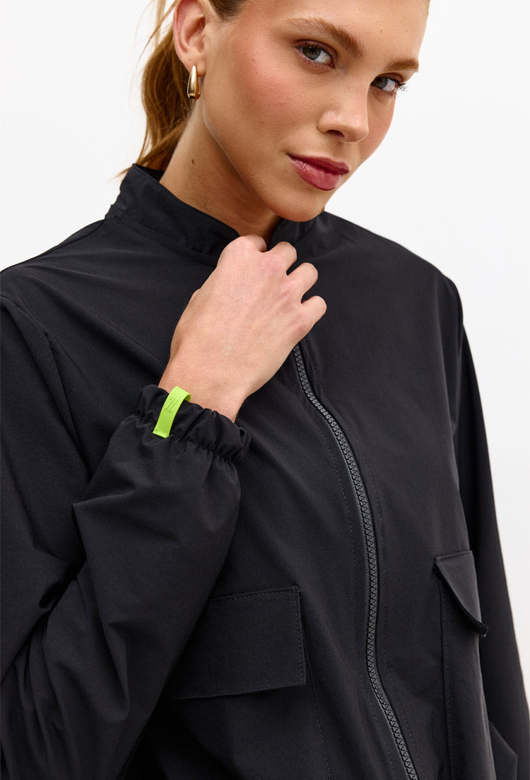 Jaqueta bomber com bolsos frontais lisa preto Pure