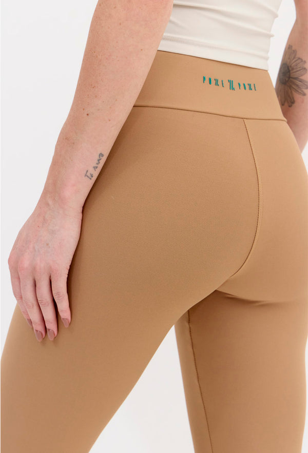 Legging com recorte lisa amêndoa Lance