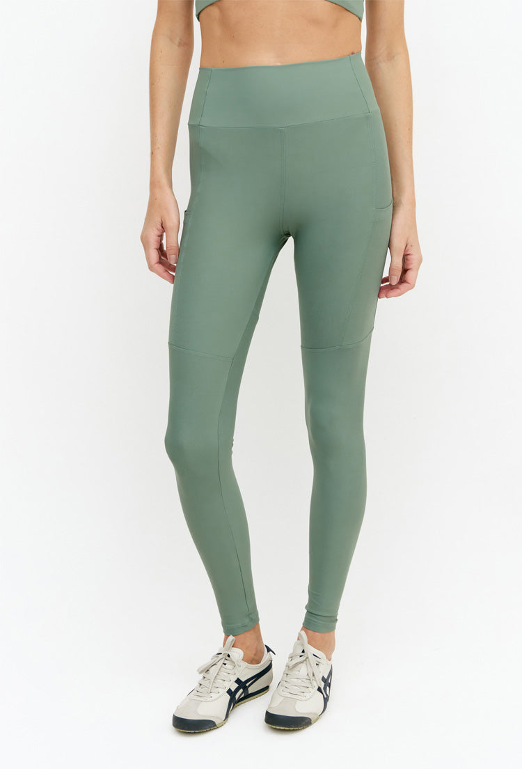 Legging com recorte e bolso lateral lisa verde oliva Deep