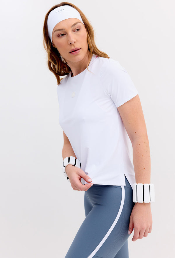 Tshirt alongada nas costas lisa branco cristal Aurora