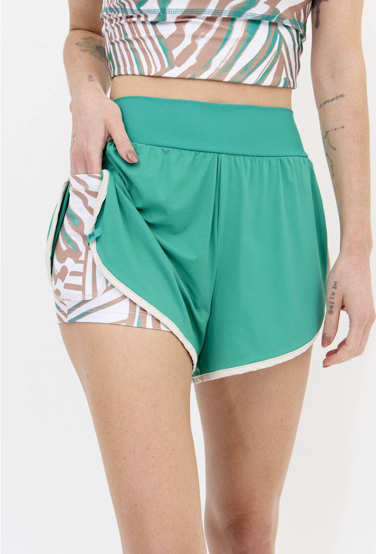 Shorts duplo liso verde folha com bolso Lance
