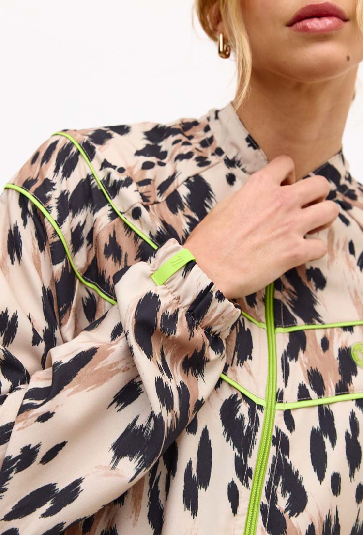 Jaqueta bomber com bolsos e recortes estampada Pure