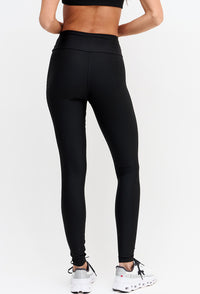Legging com recorte lisa preto Pulsa