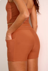 Shorts 2 em 1 com bolsos Gaia