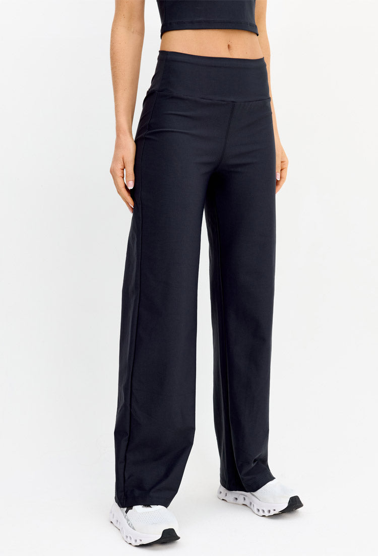 Calça wide leg lisa preto Action