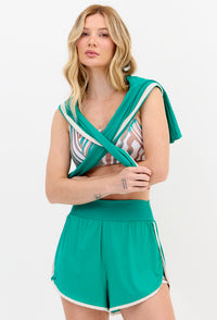 Shorts duplo liso verde folha com bolso Lance