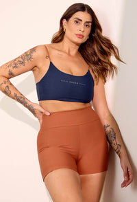 Bermuda lisa marrom capuccino com bolsos Gaia