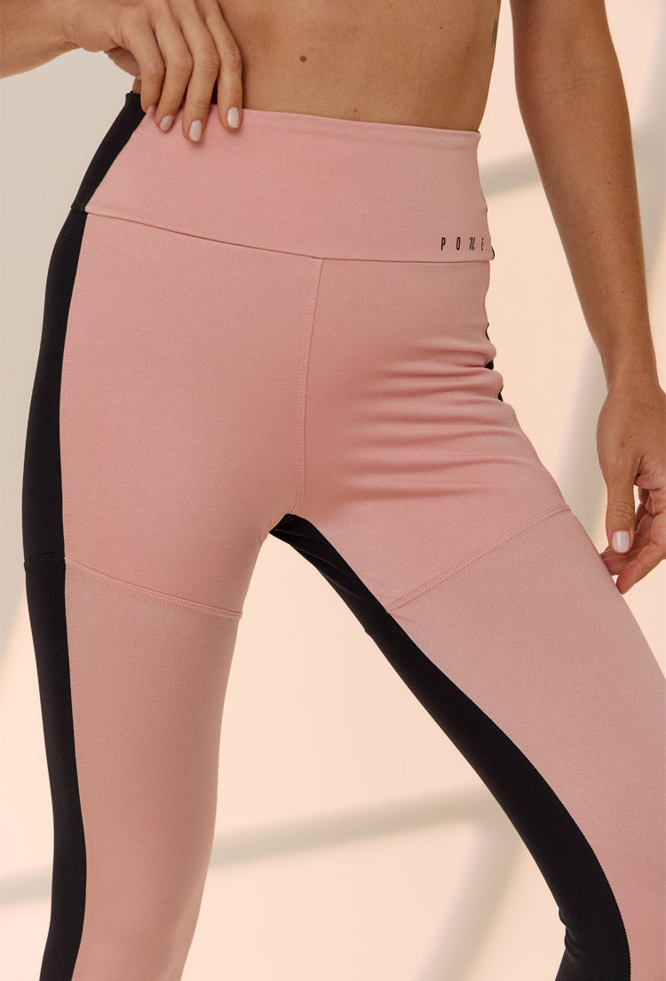 Legging bicolor rose shine e preto com bolso solare