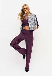 Calça wide leg lisa cherry Instinto
