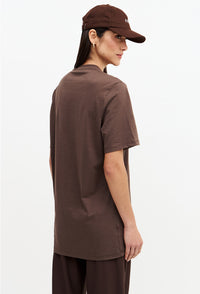 Camiseta lisa marrom café Domma