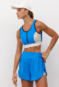 Short duplo liso azul santorini com bolso Athena