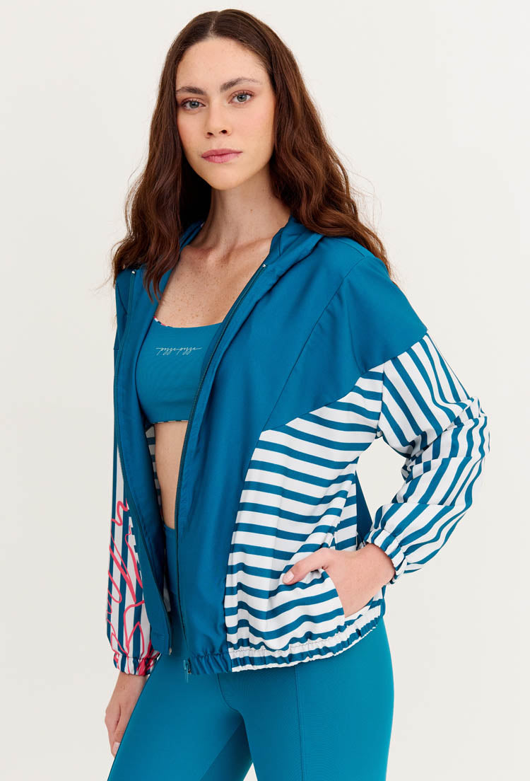 Jaqueta corta vento com capuz e recortes estampada listras Al mare