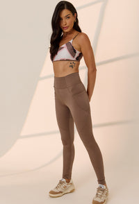 Legging lisa castanho com bolsos Solare