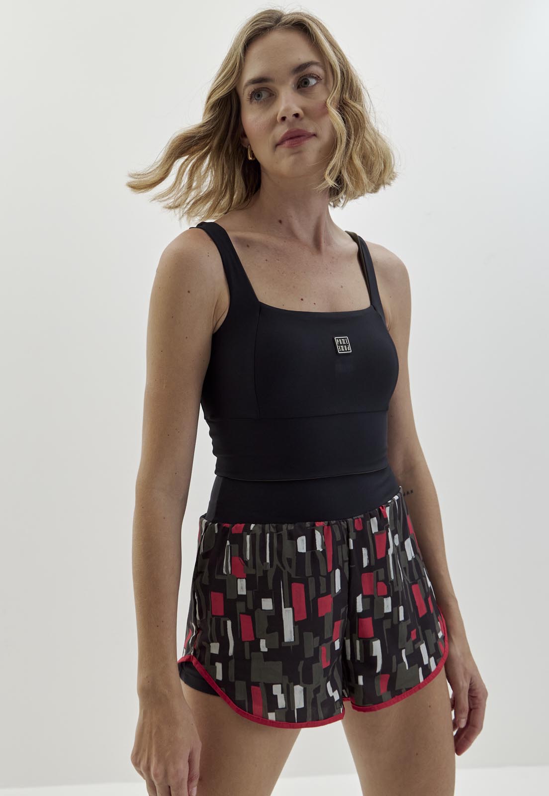 Conjunto Shorts duplo com bolso + Top longo decote quadrado dupla face Voá