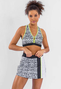 Saia com Short estampa Action