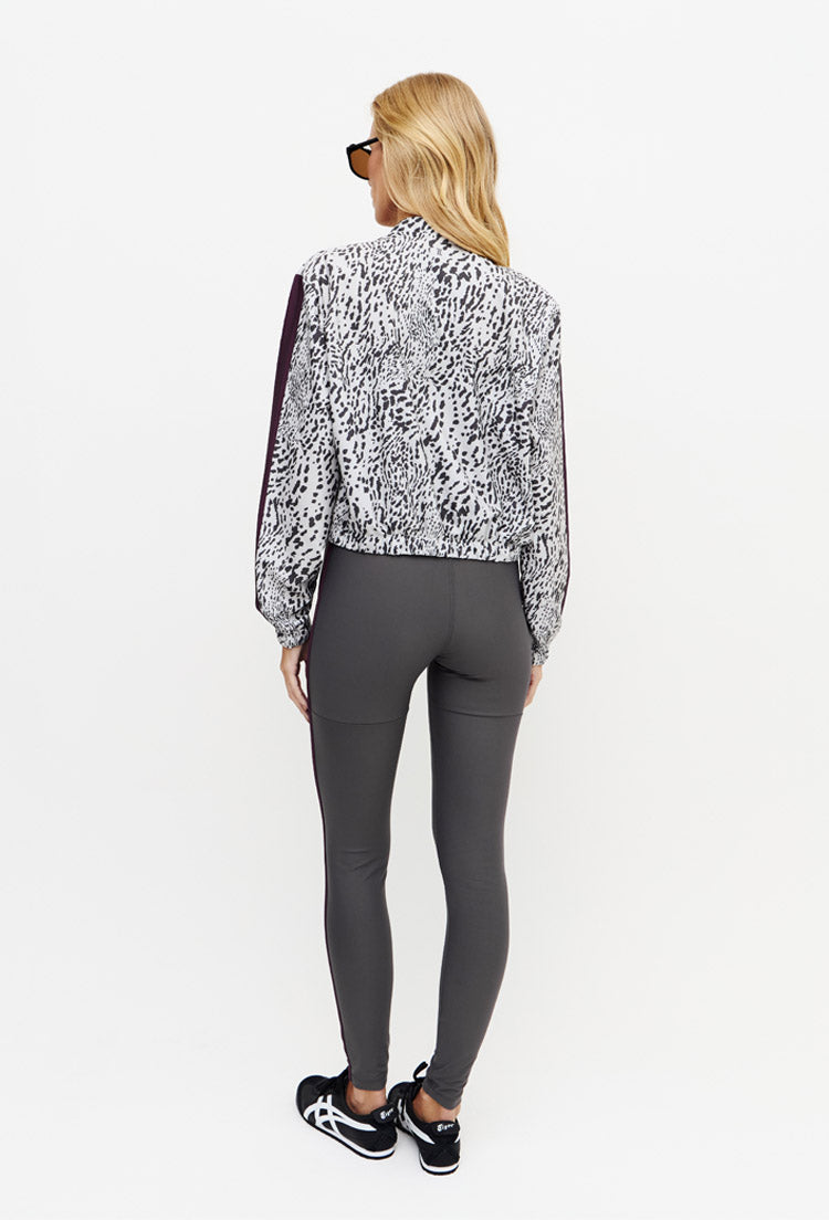 Legging lisa chumbo com viés lateral Instinto