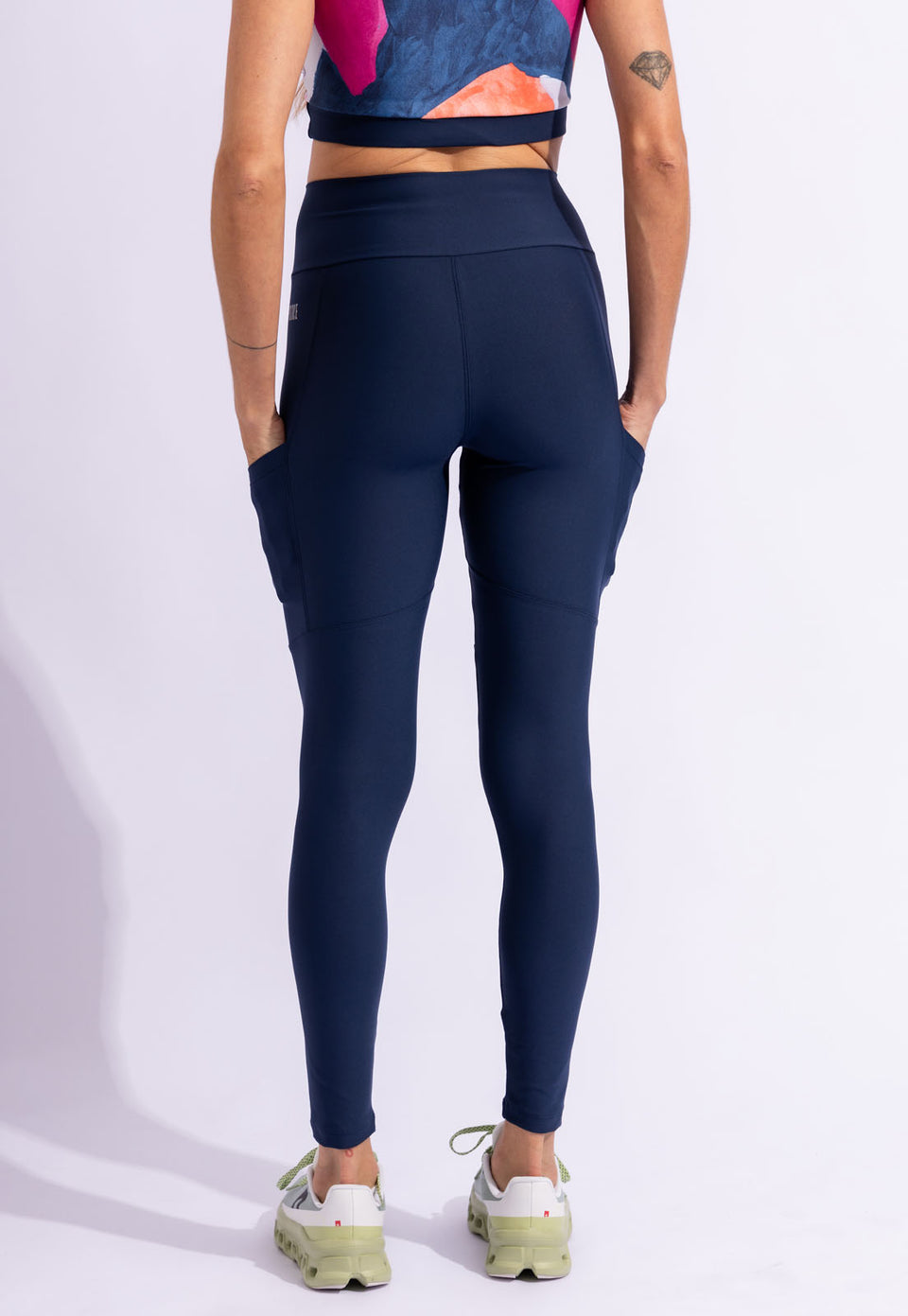 Conjunto Top longo dupla face+Legging com bolsos Acqua