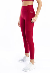 Conjunto Legging lisa com recortes e bolsos + Top longo dupla face com bojo fixo Essence