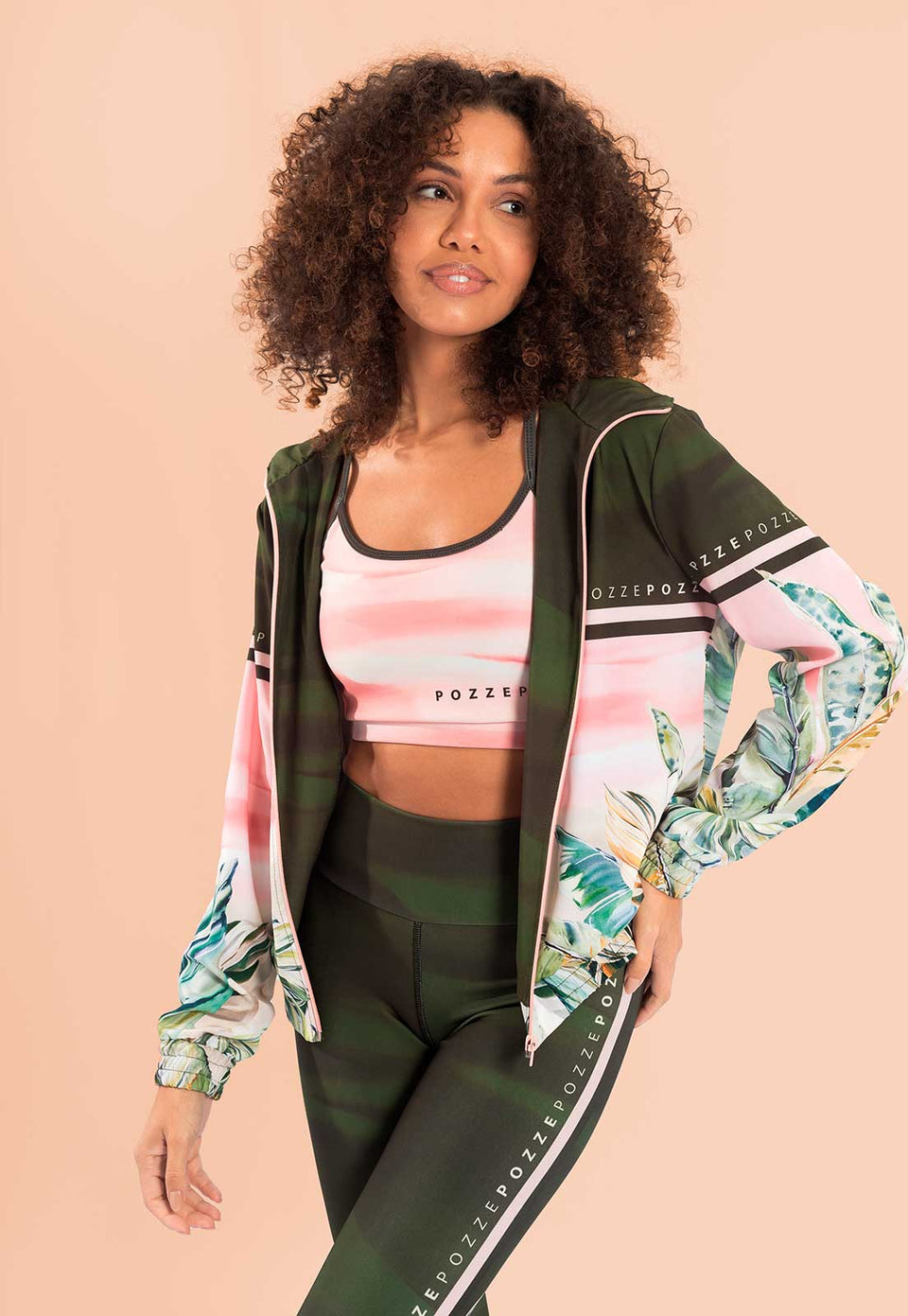 Top com alça ajustavel estampa Oásis