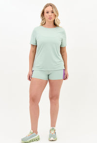 Tshirt alongada nas costas verde vital Alquimia