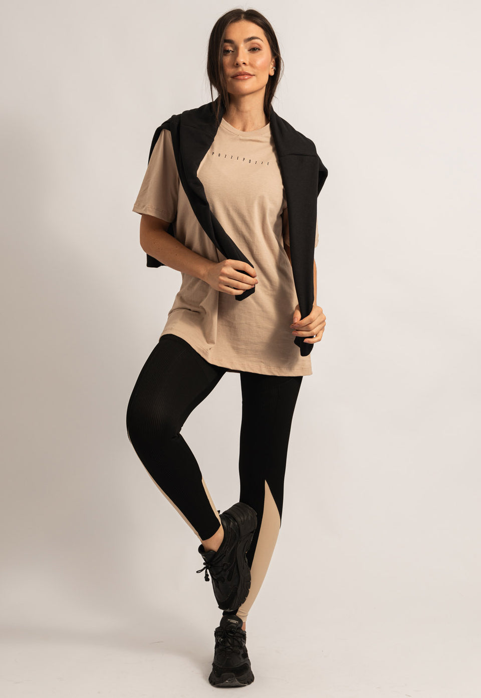 Camiseta lisa bege árido Magnetic