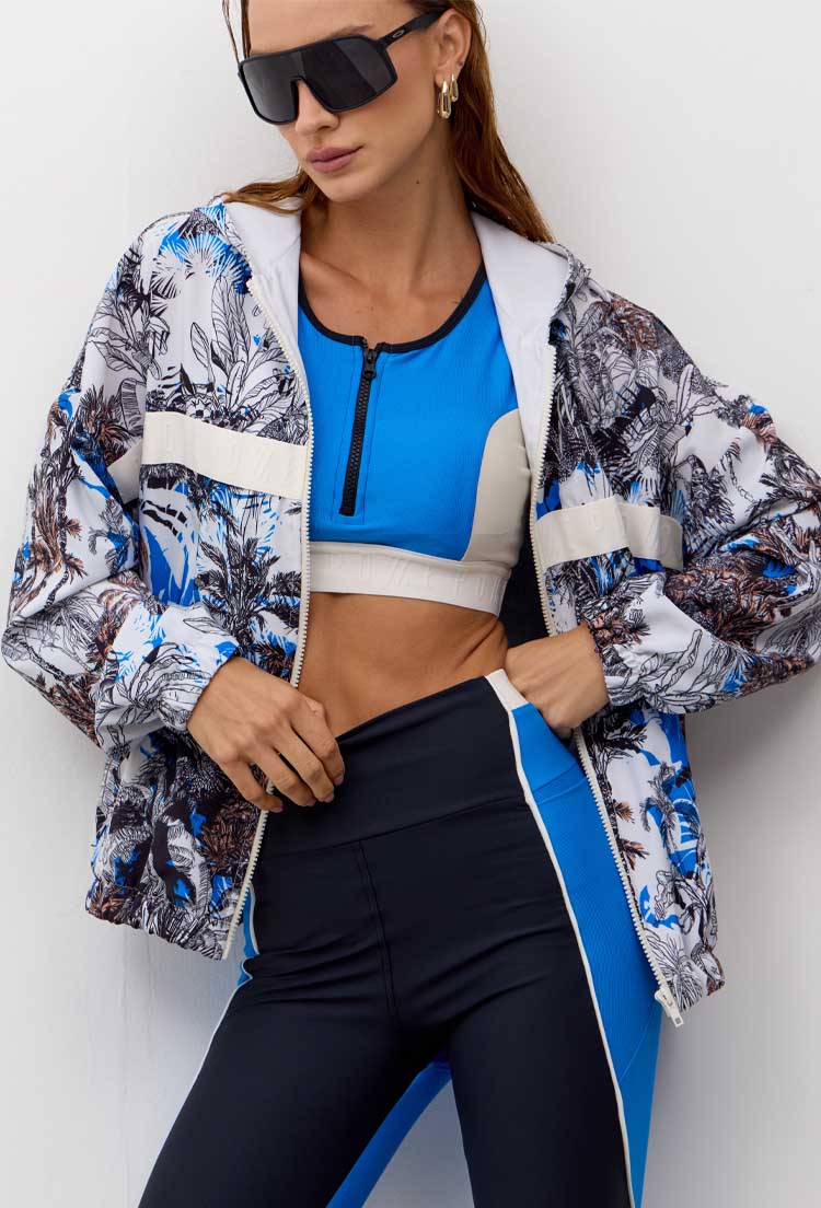 Jaqueta corta vento com capuz estampada Athena