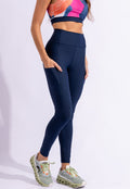 Legging lisa com bolsos azul marinho Acqua