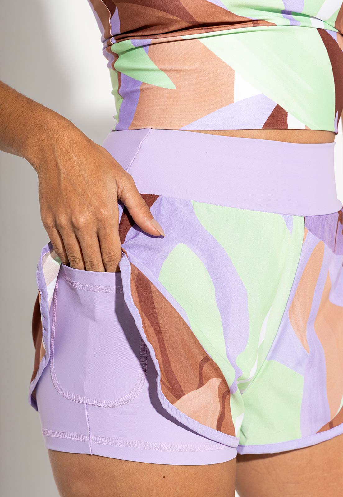 Shorts duplo estampado Aura