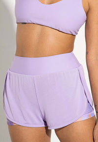 Shorts duplo liso lavanda Aura