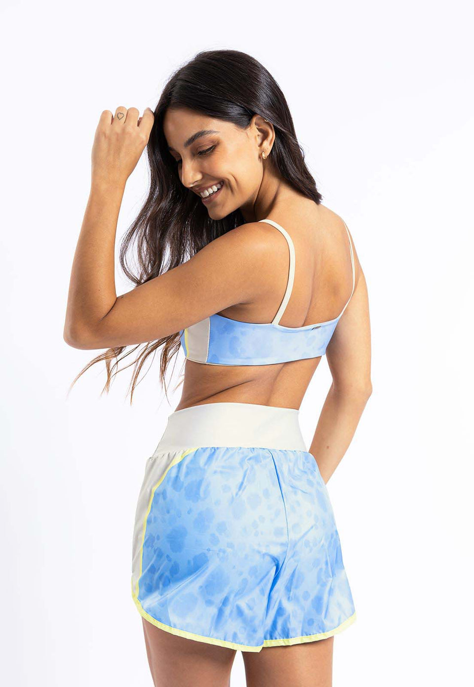 Shorts duplo Bege Luna e Estampado com bolso Sinergia